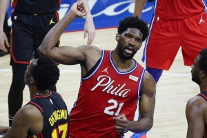 九游体育APP-恩比德复出仍遭开门黑 76人半决赛之路难言轻松