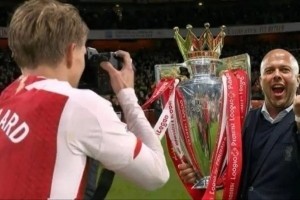 九游体育首页-今日趣图：红军5年英超第2冠 我厂预备三连亚都有光明的未来