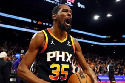 九游体育官网-赛季第13场35+创纪录 35岁杜兰特仍是超级大杀器