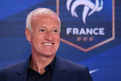 九游体育官网-德尚：世界杯决赛中，法国队至少5人不应首发