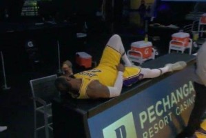 九游体育平台-两场比赛鏖战3加时 詹姆斯：篮球会告诉我何时退役