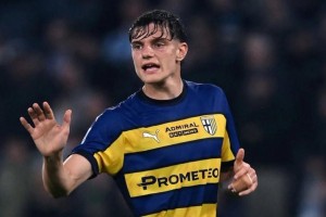 罗马诺称莱昂尼18岁告别意甲是意大利足坛的重大损失