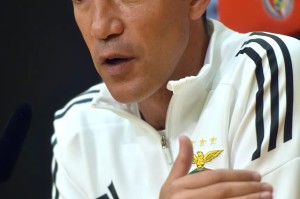 九游体育平台-因涉嫌侮辱裁判，葡足协纪律委员会已对本菲卡主帅拉格展开调查