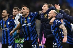 九游体育APP-全员没带射门靴！国米近3场比赛总射门41次，仅6次命中目标