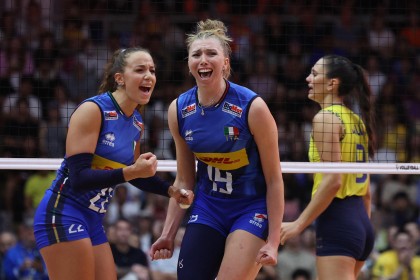 再进决赛！意大利女排3-2巴西女排晋级世锦赛决赛，将战土耳其