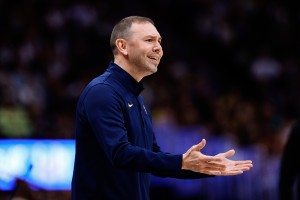 小阿德尔曼带掘金54胜  与父亲成历史首对常规赛50+胜的父子主帅