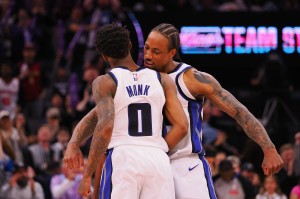 九游体育APP-国王记者：即使能把库明加送走 勇士也更倾向于蒙克而不是德罗赞